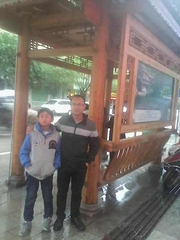 融水仿古候车亭